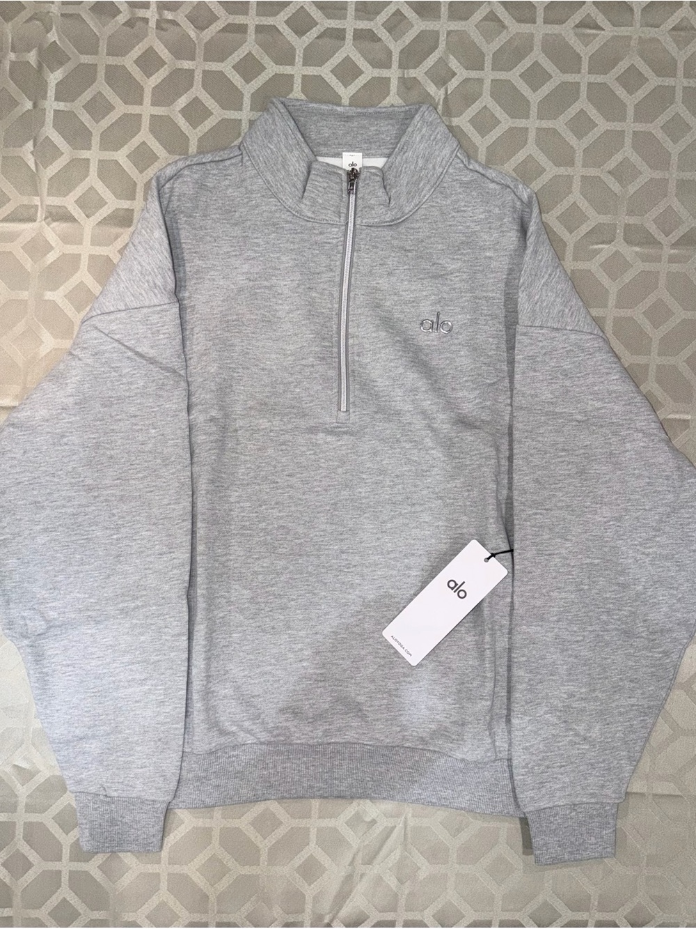 ALO Yoga Men's Light Gray quarter zip Sweatshirt